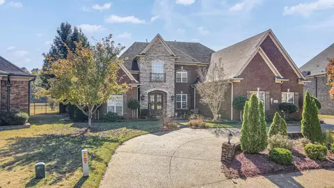 6615 Moondance Dr, Olive Branch, MS 38654