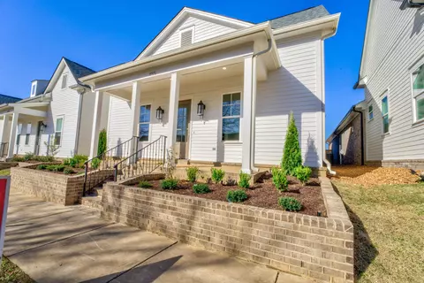 Exterior - 489 S Shea Rd, Collierville, TN 38017 photo 2 of 5