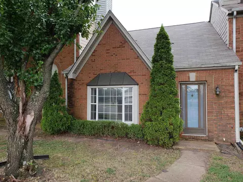 3738 Deer Crossing Rd, Memphis, TN 38115