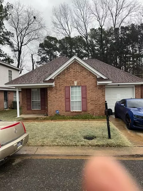 3014 Meadows Ln, Memphis, TN 38118