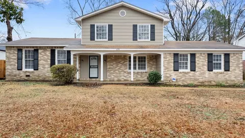 6276 Quince Rd, Memphis, TN 38119