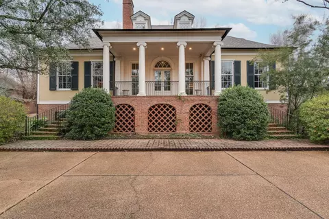 5842 Garden River Cv, Memphis, TN 38120