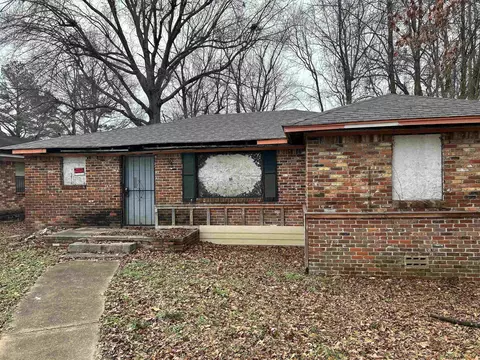 369 Hewlett Rd, Memphis, TN 38109