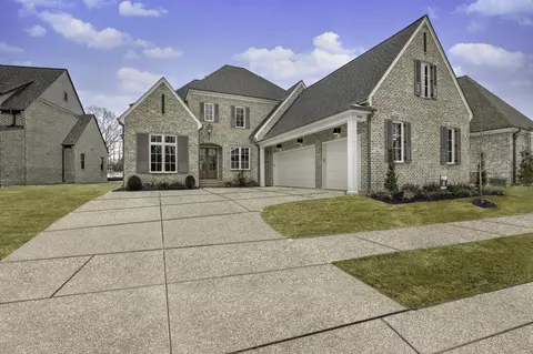 3318 Hidden Bend Ln, Collierville, TN 38017