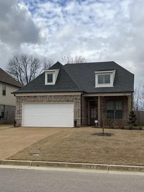 120 Dogwood Springs Dr, Oakland, TN 38060