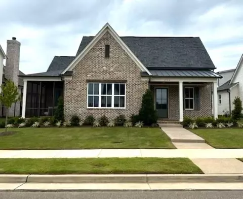 2135 N Greenbrier Lakes Blvd, Piperton, TN 38017