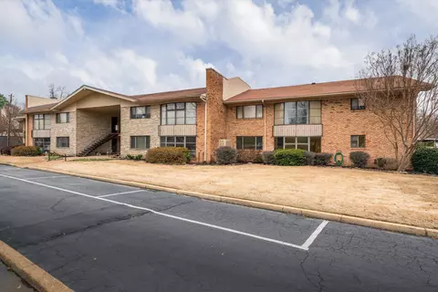 4400 Poplar Ave #29, Memphis, TN 38117