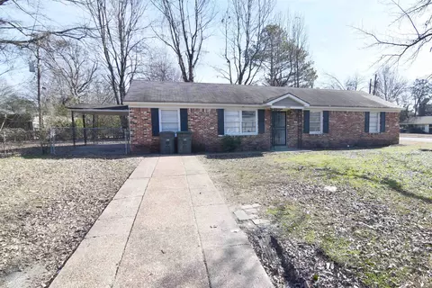 2942 Getwell Rd, Memphis, TN 38118