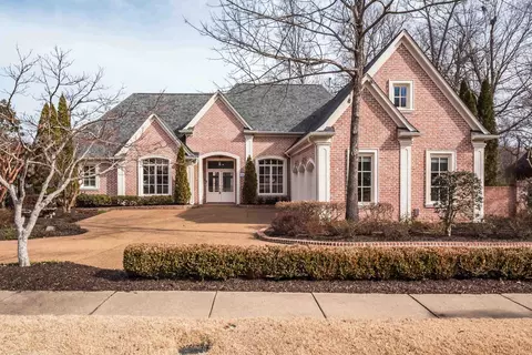 168 Owls Roost Ln, Cordova, TN 38018