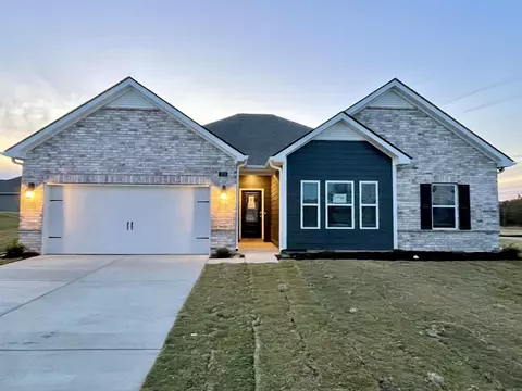 175 Misty Birch Ln, Oakland, TN 38060
