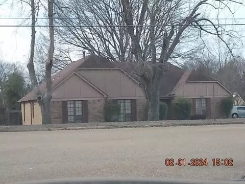 4983 Ross Rd, Memphis, TN 38141