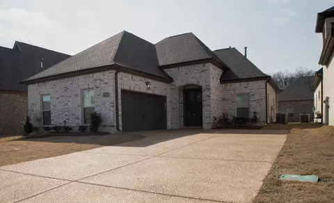 563 Tucker View Dr, Cordova, TN 38018