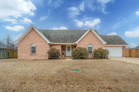37 Smithers Ave, Atoka, TN 38004