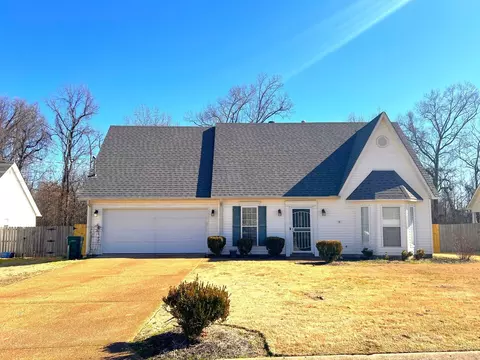 106 Turtle Creek Dr, Jackson, TN 38305
