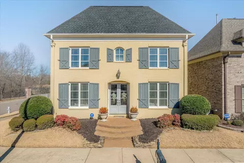 8976 Arden Meadows Dr, Germantown, TN 38139