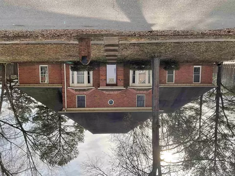 8995 Hickory Trail Dr, Memphis, TN 38018