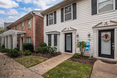 2246 Germantown Sq W, Germantown, TN 38138