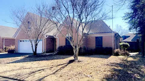 6471 Gillia Cir N, Bartlett, TN 38135
