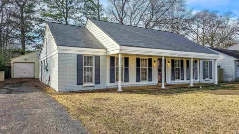 5717 Eastover Pl, Memphis, TN 38119