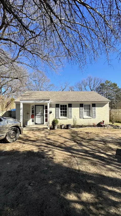 1542 Wells Station Rd, Memphis, TN 38108