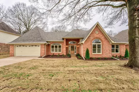 985 Joe Ct, Collierville, TN 38017