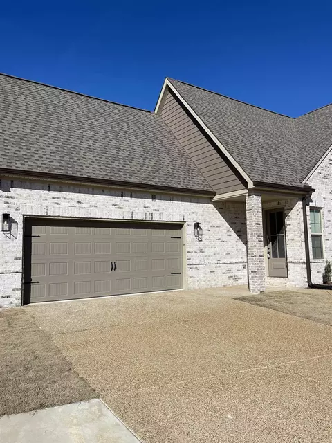 556 Tucker View Dr, Cordova, TN 38018