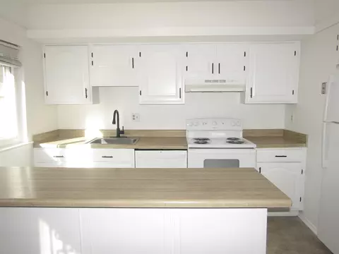 6563 S Poplar Woods Cir S #7, Germantown, TN 38138