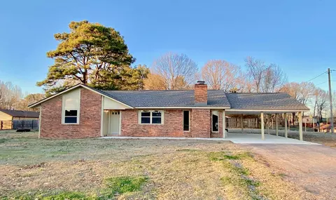 218 Stacey Ln, Brighton, TN 38011