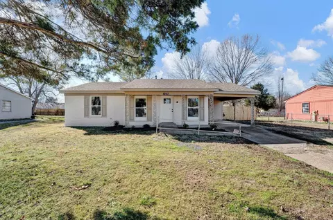 8257 Leighton Ln, Millington, TN 38053