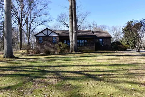 6075 Chester St, Arlington, TN 38002