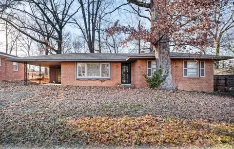3799 Tchulahoma Rd, Memphis, TN 38118