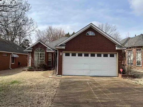 3199 Clubview Cv, Lakeland, TN 38002