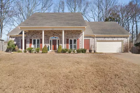 594 Alexandria Dr, Collierville, TN 38017