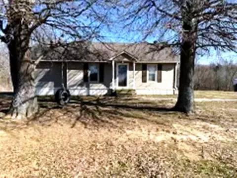 2086 Kelleys Chapel Rd, Burlison, TN 38015