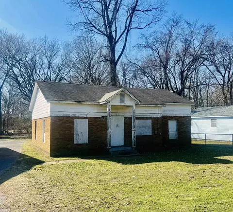 991 Eyers Rd, Memphis, TN 38109