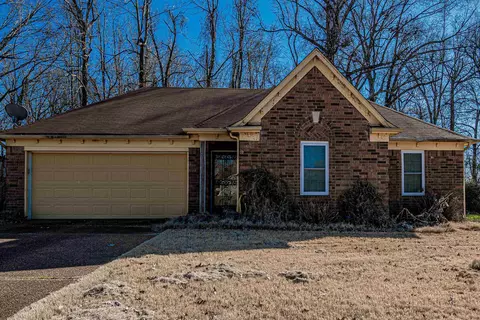 5319 Twin Valley Ln, Memphis, TN 38135
