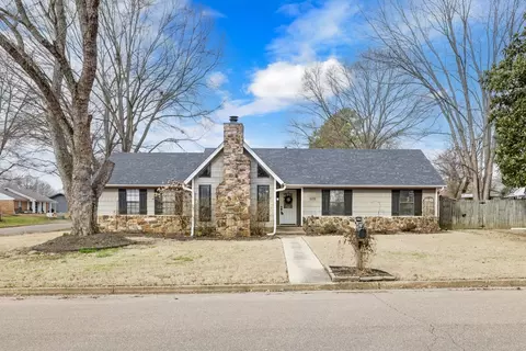 1075 Tararidge Dr, Collierville, TN 38017