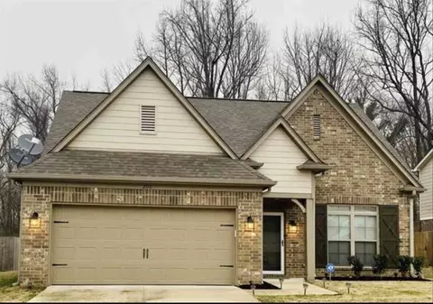 206 Blackhawk Cv, Munford, TN 38058