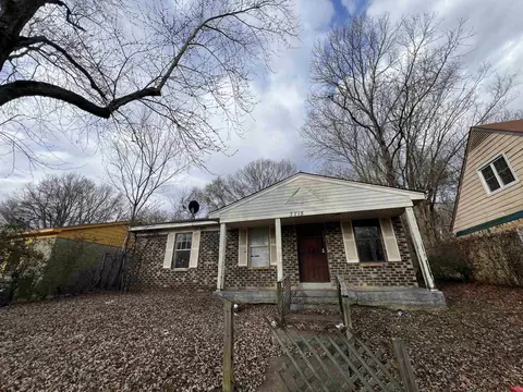 3715 Skylark Dr, Memphis, TN 38109