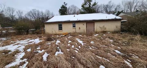 5250 Braden Dr, Memphis, TN 38127