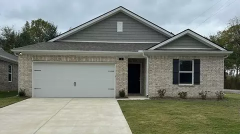 7972 Hickory Meadows Rd, Millington, TN 38053