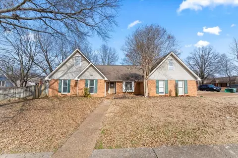 8340 E Timber Creek Dr, Memphis, TN 38018