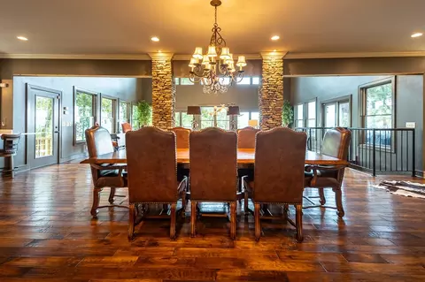 Dining - 151 Cr 346 Rd, Iuka, MS 38852 photo 1 of 4