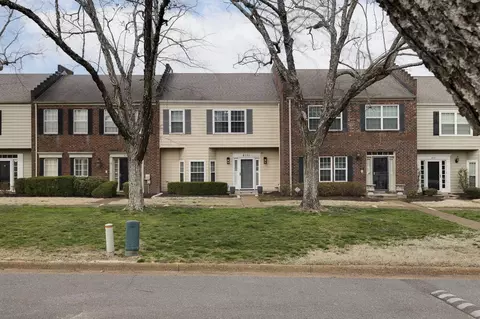 8151 Hunters Grove Ln #56, Germantown, TN 38138