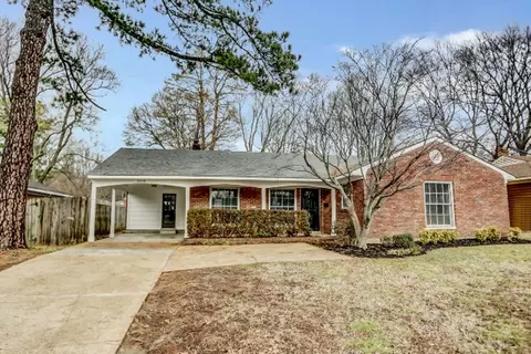 5304 Quince Rd, Memphis, TN 38117