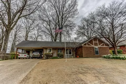 3876 Waterfall Dr, Bartlett, TN 38133