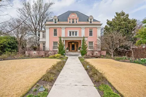 1656 Central Ave, Memphis, TN 38104