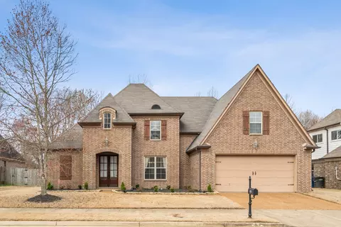 5267 Ivy Creek Ln, Lakeland, TN 38002