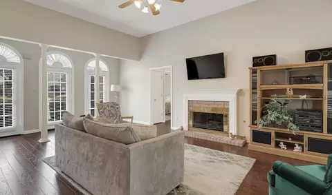 376 Wolf Run Rd, Collierville, TN 38017 photo 3