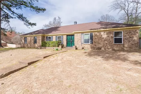 5174 Longmeadow Dr, Memphis, TN 38134